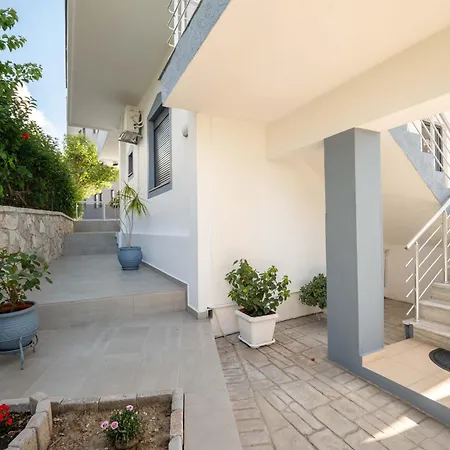 Jiota Ξενοδοχείο με διαμερίσματα 3*