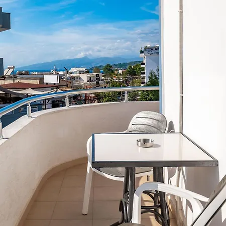 Ξενοδοχείο με διαμερίσματα Jiota Εξαμίλιο