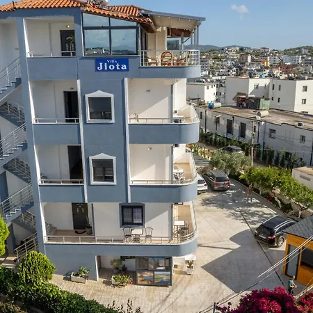 Ξενοδοχείο με διαμερίσματα Jiota