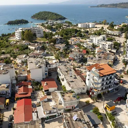 Ξενοδοχείο με διαμερίσματα Jiota 3*