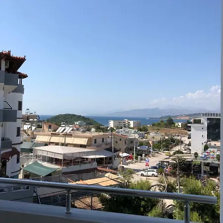 Ξενοδοχείο με διαμερίσματα Jiota 3*