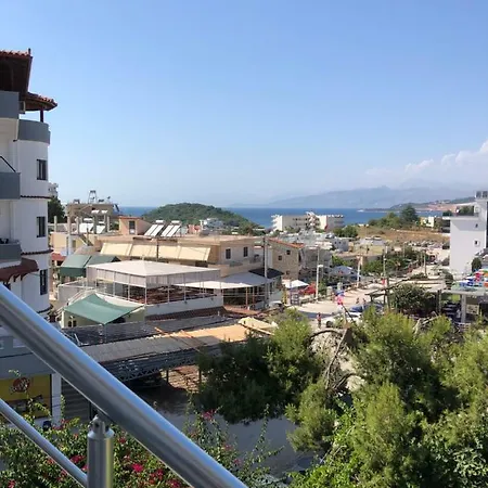 Ξενοδοχείο με διαμερίσματα Jiota Εξαμίλιο