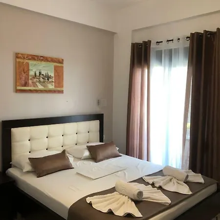 Ξενοδοχείο με διαμερίσματα Jiota 3*