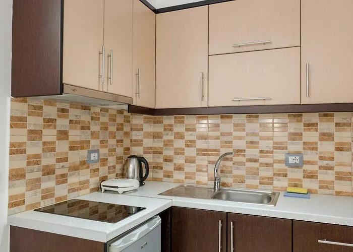 Jiota Hotel apartamentowy Ksamil