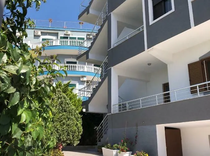 Jiota Hotel apartamentowy 3*