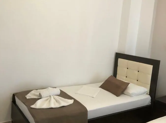 Jiota Hotel apartamentowy Ksamil