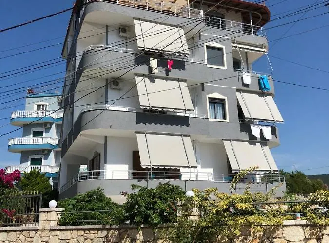 Jiota Hotel apartamentowy Ksamil