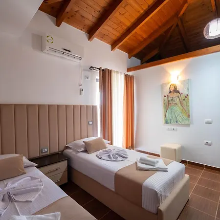 Jiota Hotel apartamentowy Ksamil